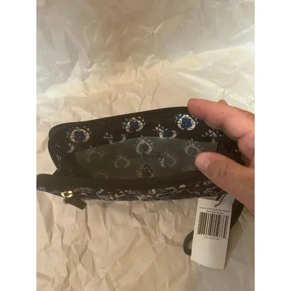 NWT Vera‎ Bradley Retired Pattern Bramble Iconic Pouch Wristlet - Picture 5 of 13